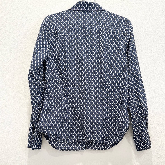 Pre-loved! TALBOTS Navy Dog Printed Button Down Shirt! - Picture 5 of 6